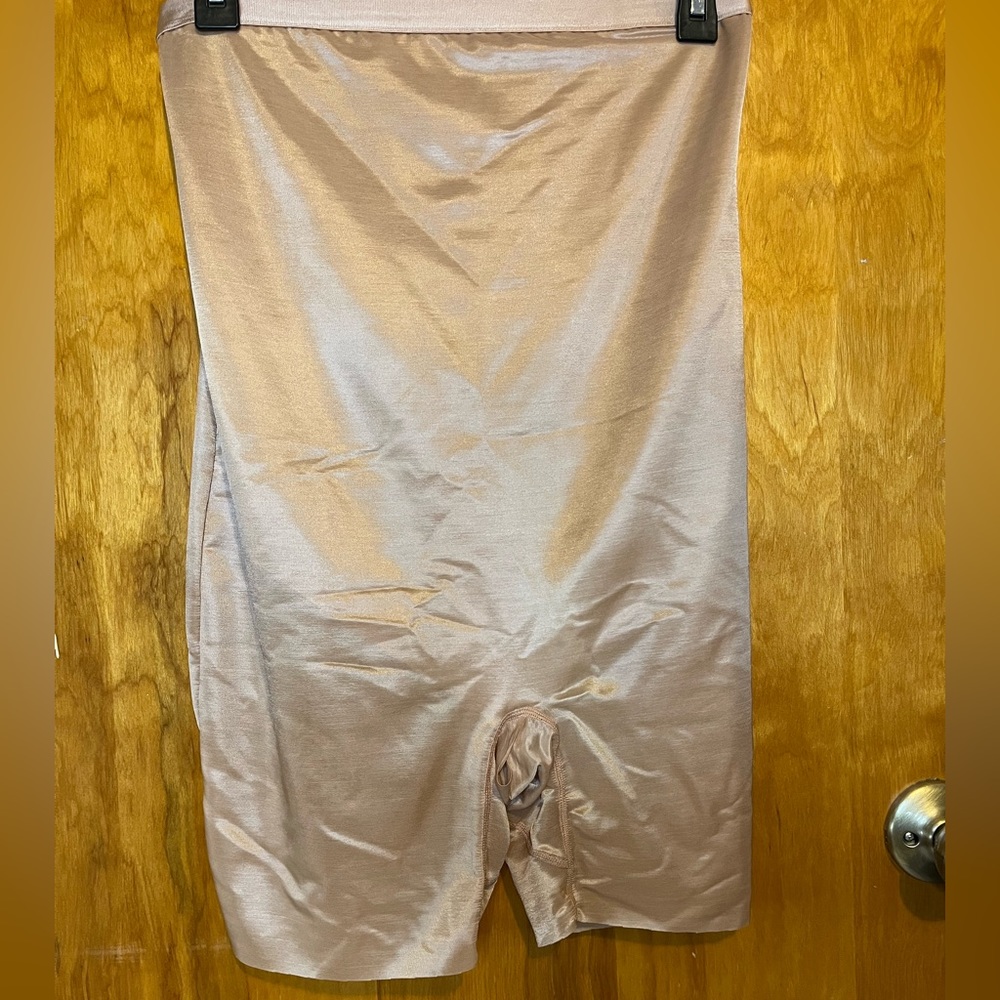 Skims biker shorts body shaper size XL